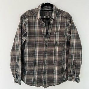 Men’s Eddie Bauer green flannel shirt - L